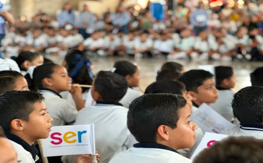 Reconocen a escuela mexicana entre las 10 mejores del planeta