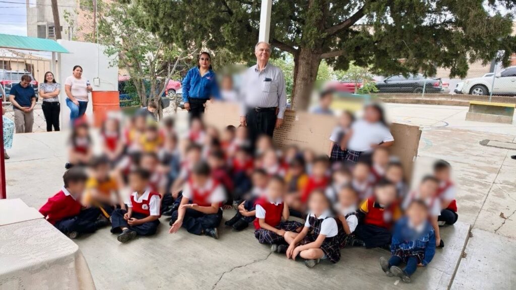 Gobierno de Parral fortalece al sector educativo con entrega de insumos al Jardín de Niños John Dewey