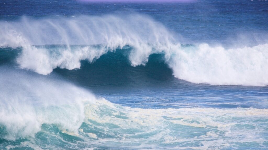 ¿Qué es el mar de fondo? El fenómeno que ya provoca alertas en México