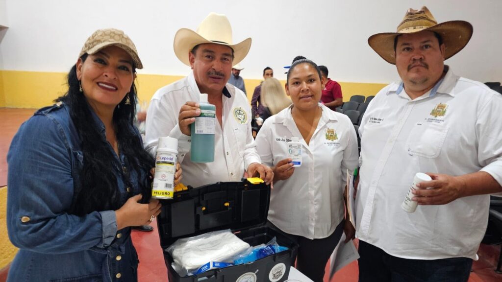 Realizan capacitación sobre prevención y manejo del Gusano Barrenador en Nombre de Dios
