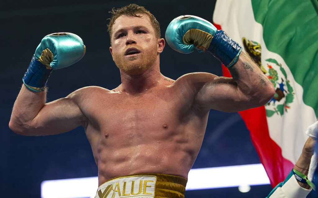 Canelo Álvarez pospone su regreso y peleará hasta octubre