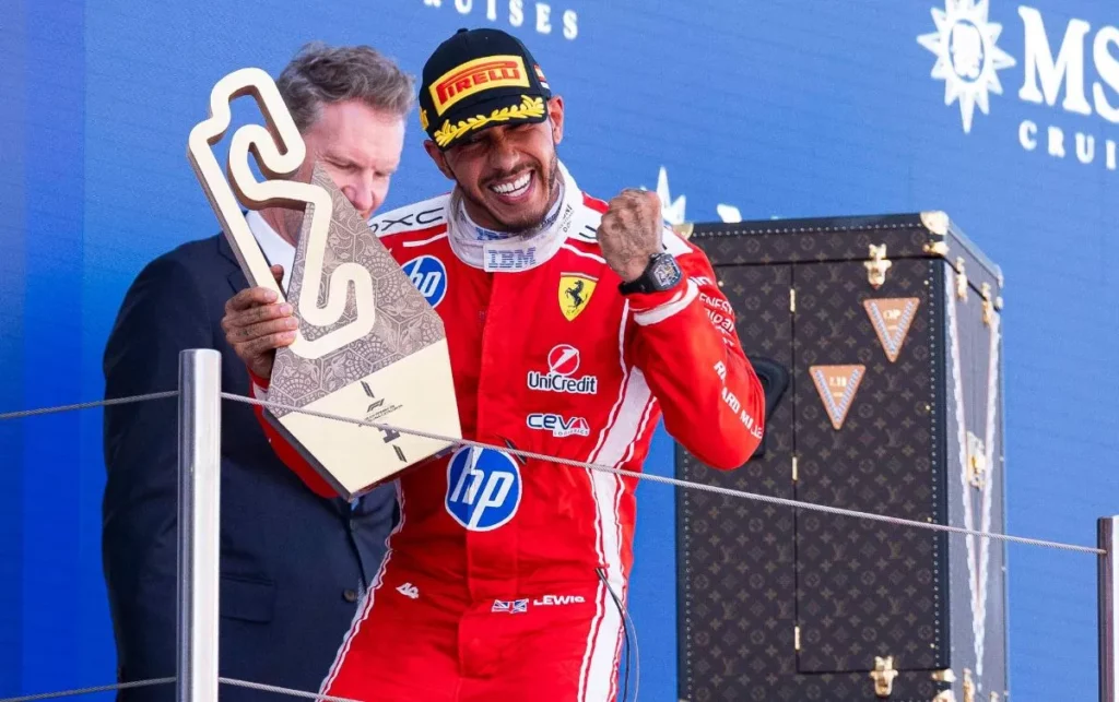 Lewis Hamilton conquista Barcelona y logra su primera victoria con Ferrari
