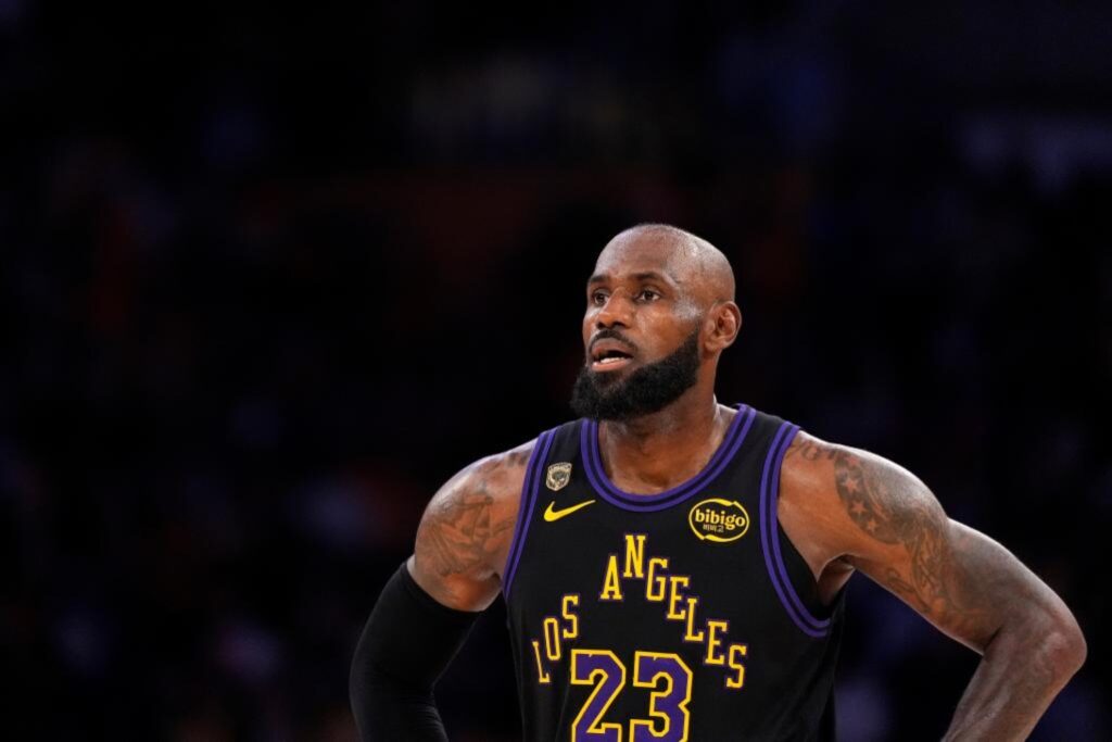 LeBron James pone fin a su etapa con los Lakers ¿Cuál será su próximo equipo?