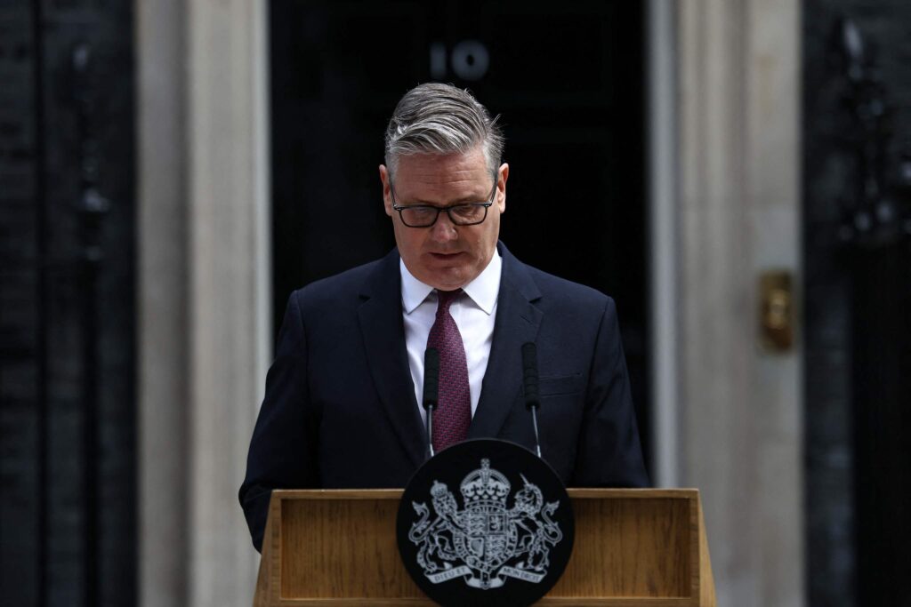 El primer ministro británico, Keir Starmer, anuncia su dimisión