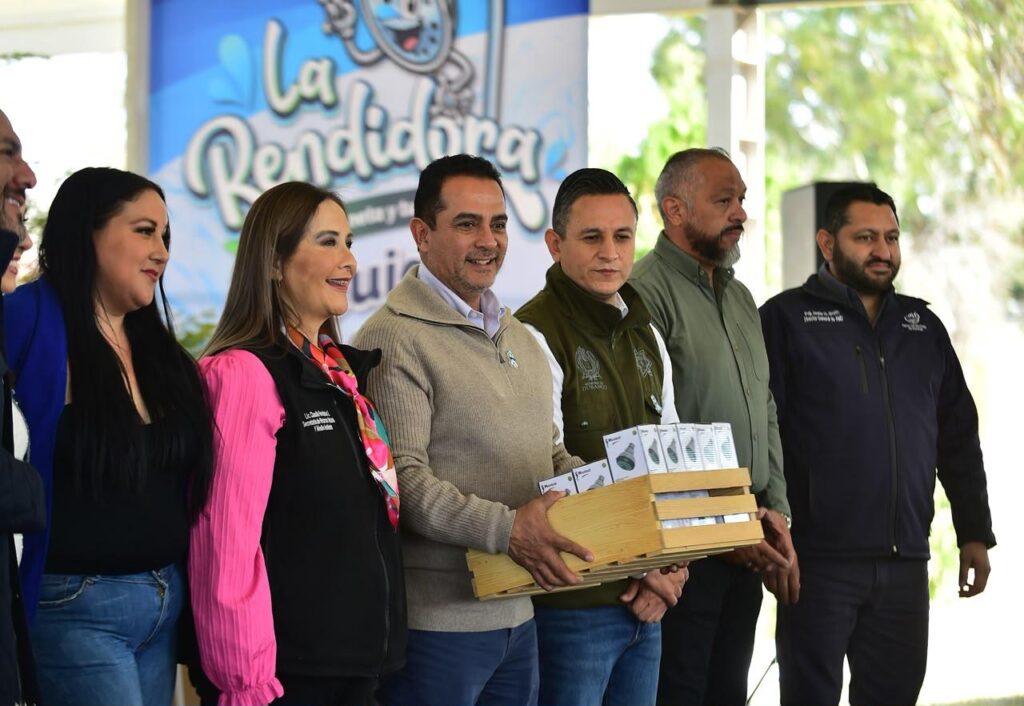 ¡Que cada gota rinda más! Toño lleva ahorro de agua a miles de hogares