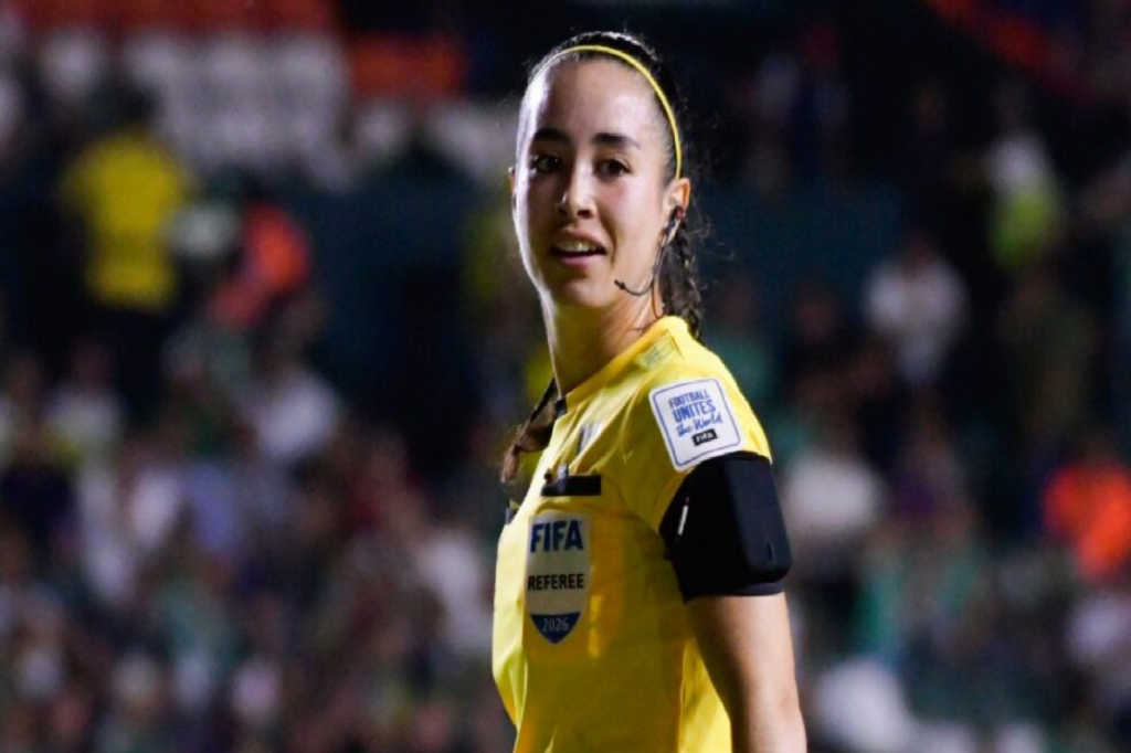 México hace historia: Katia Itzel García dirige en Copa Mundial varonil