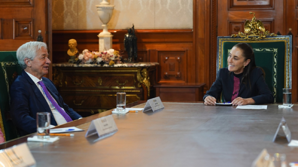 Sheinbaum se reúne con CEO de J.P. Morgan para impulsar inversiones en México