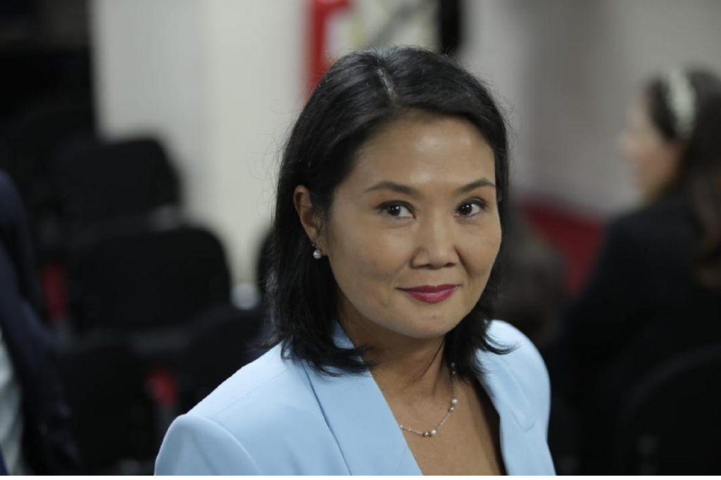 Keiko Fujimori recupera el primer lugar en Perú gracias al voto en el extranjero
