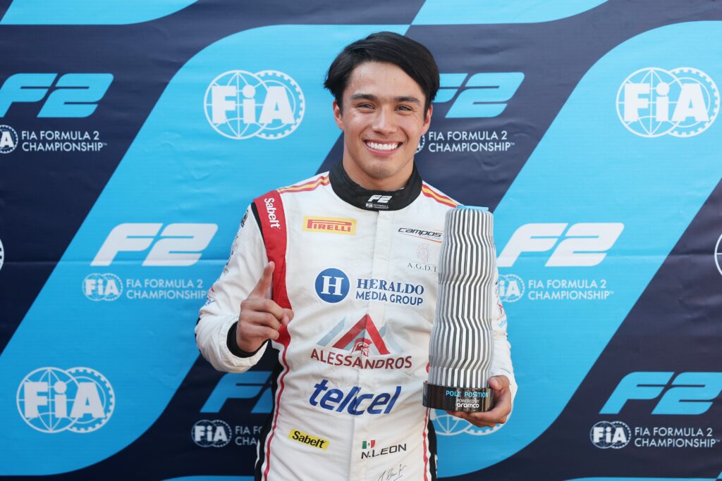Noel León hace historia con la primera pole mexicana en la F2