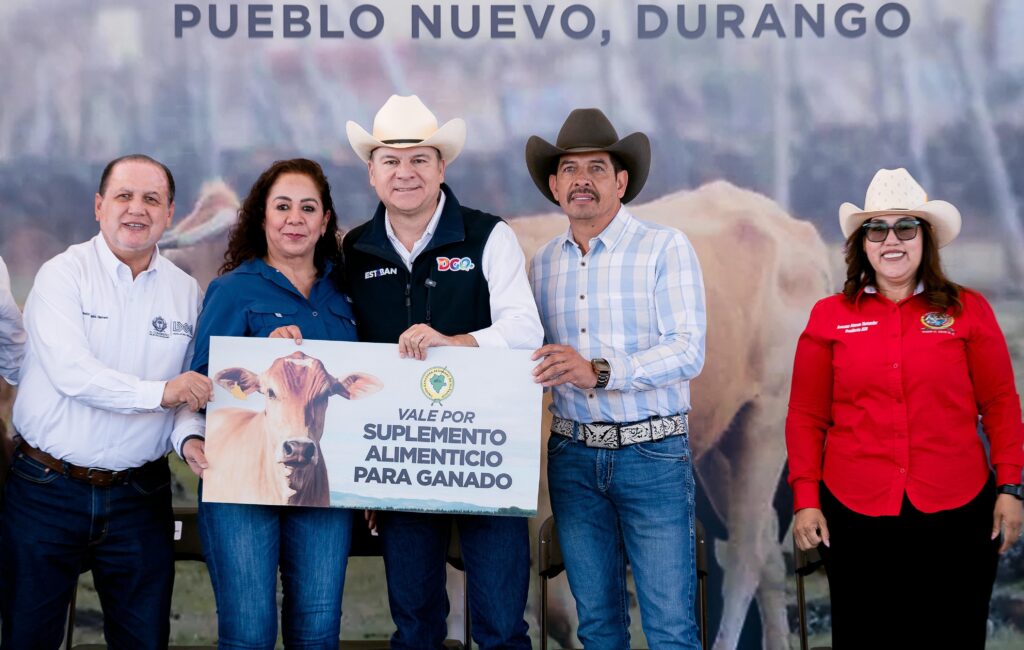 Entregan 160 toneladas de maíz para apoyar a 600 ganaderos de Pueblo Nuevo