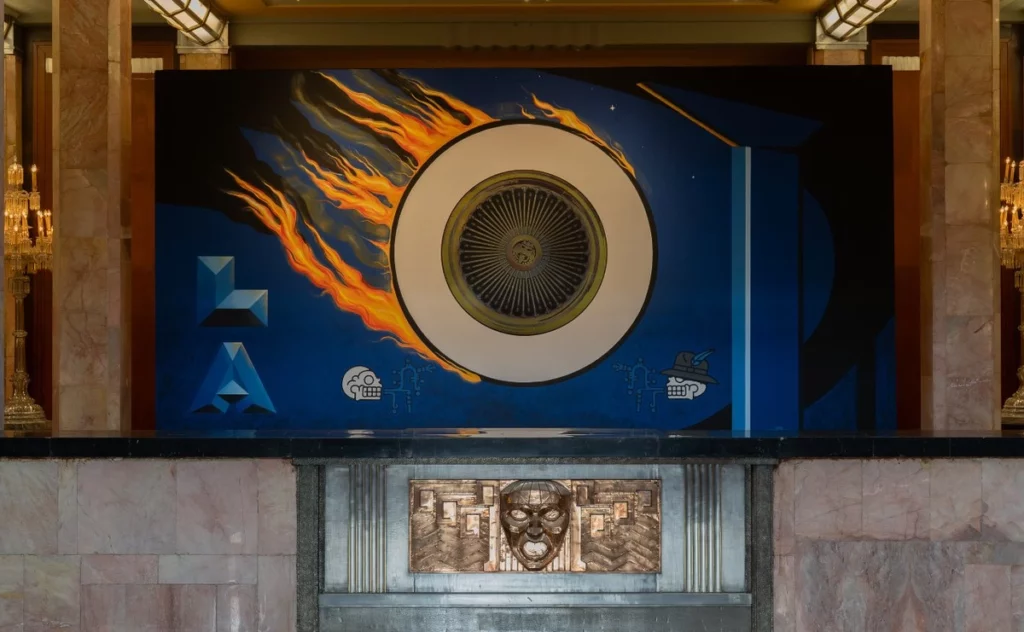 AztLÁn, la muestra de arte chicano en Bellas Artes, llega al papel