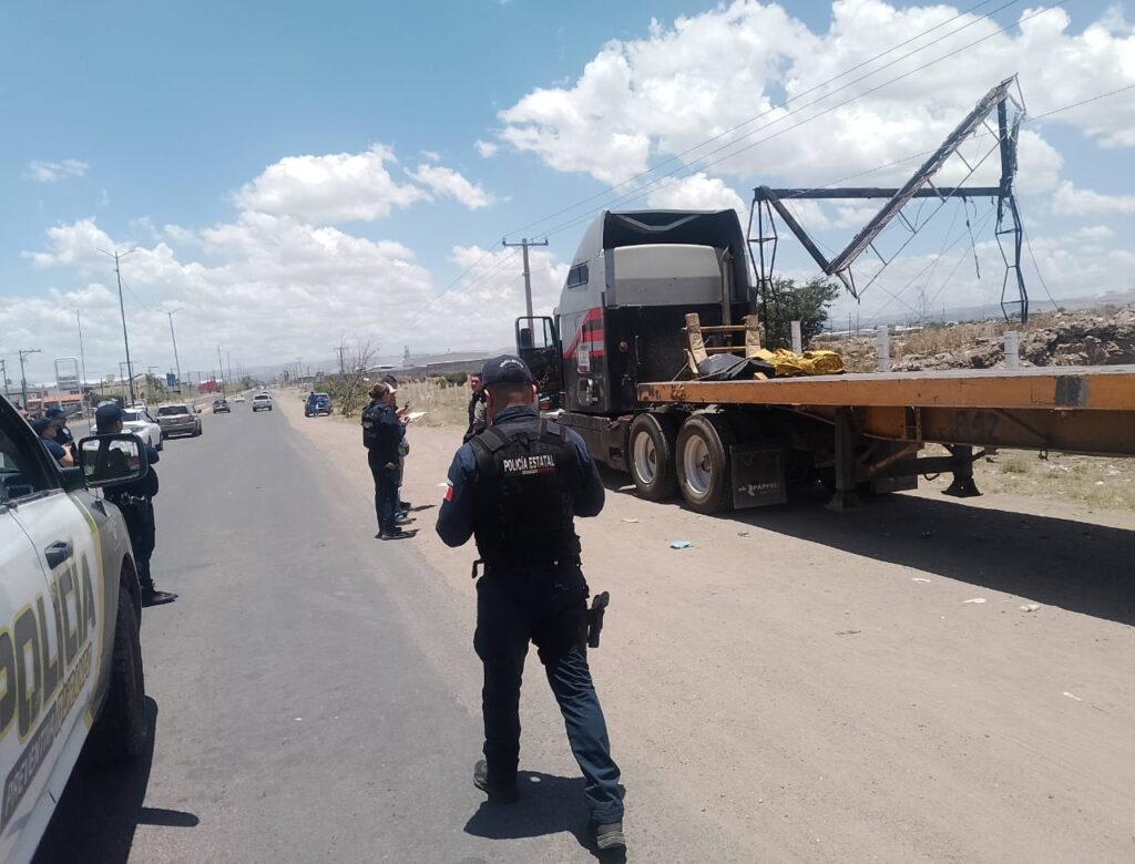 Lo hallaron sin vida en el camarote del tractocamión