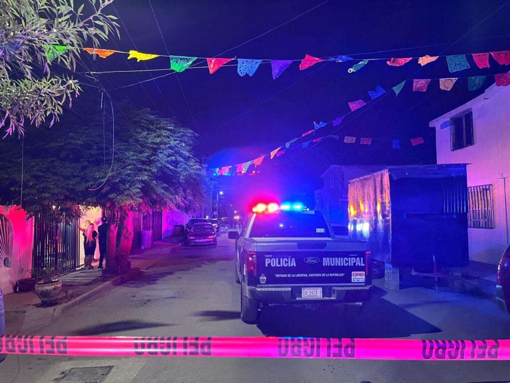 Lo acribillan junto a un Mercedes en Valle del Sol