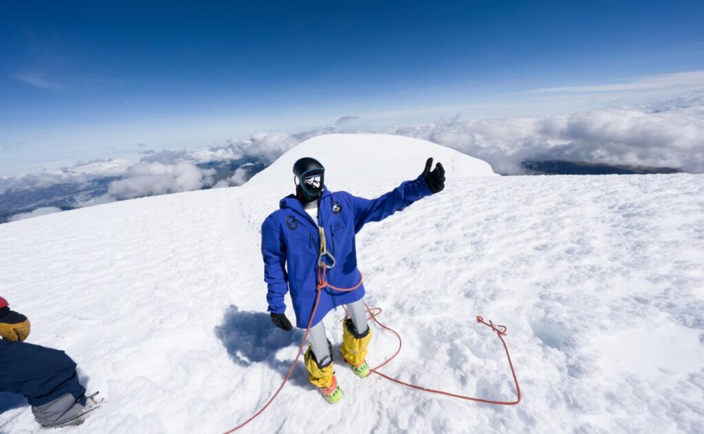 Robot humanoide buscará escalar el Everest en una misión sin precedentes