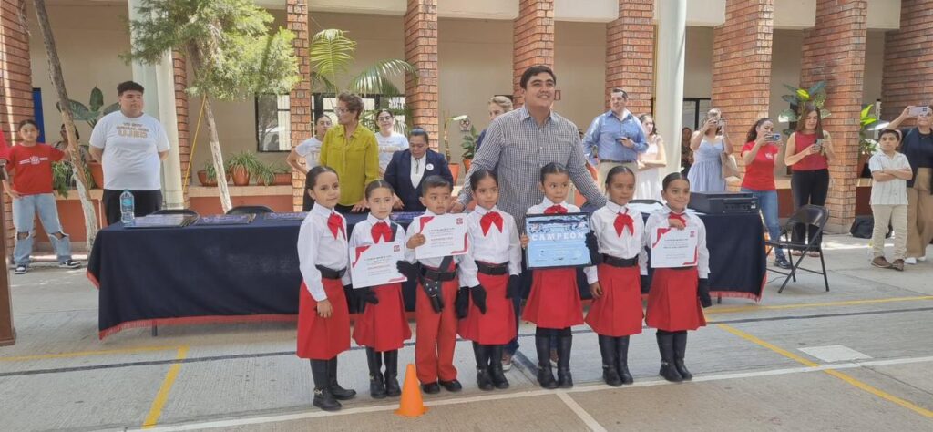 ¡Lo hicieron! Jardín de Niños “Roberto Garibay” conquista Primer Lugar en concurso de escoltas