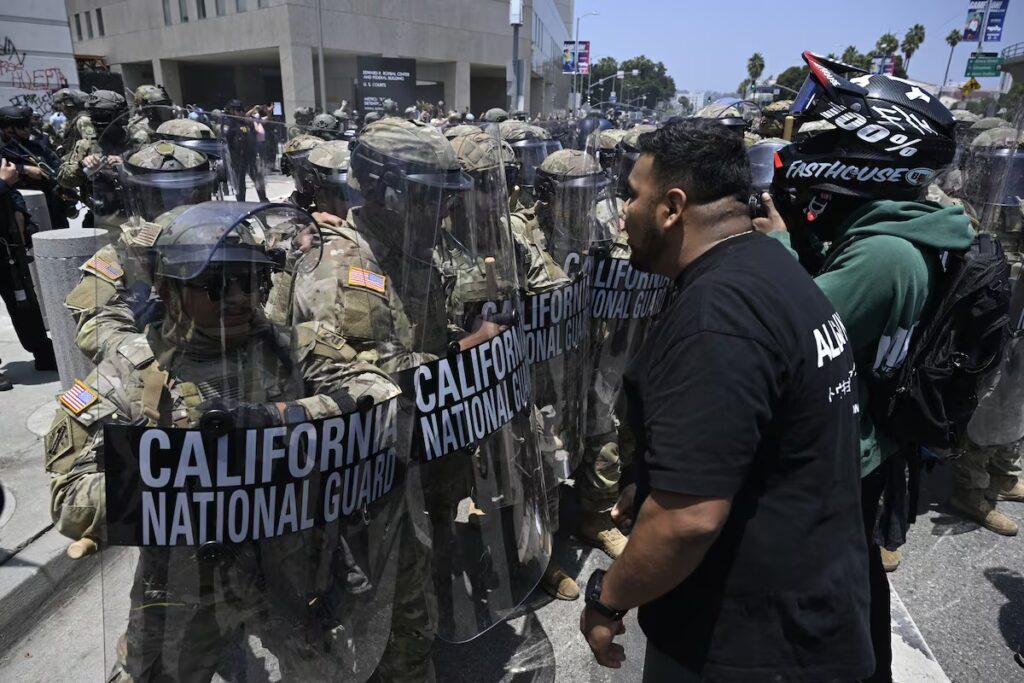 California demanda a ICE por centro de detención en Santa Clara
