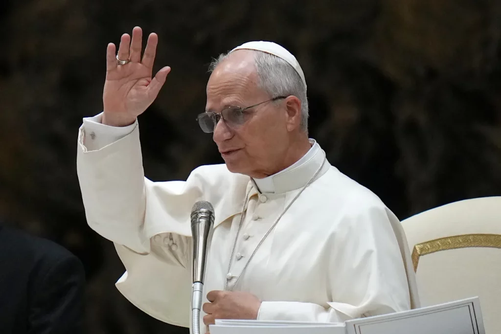 Papa León XIV critica la burocracia que dificulta la ayuda humanitaria contra el hambre