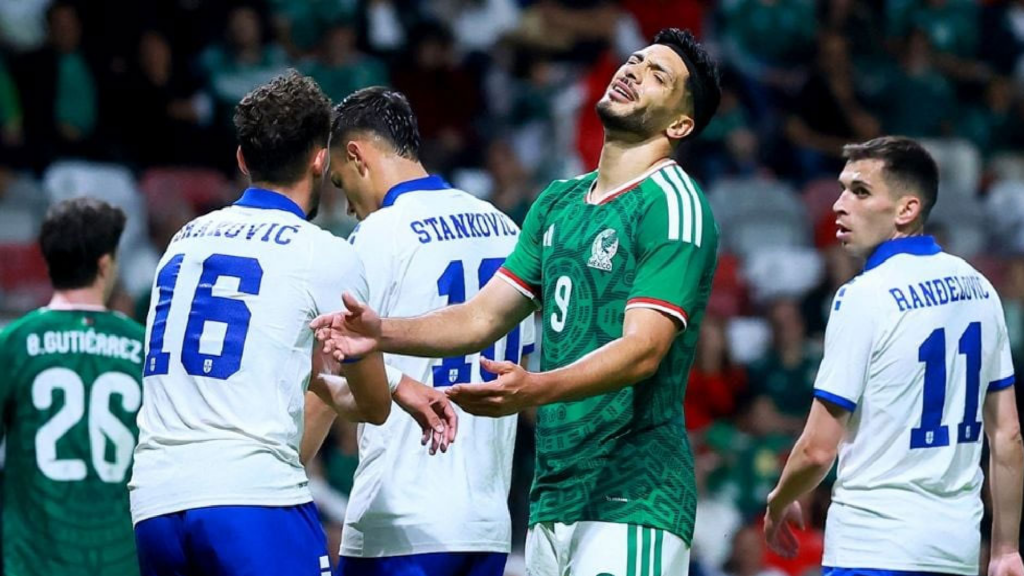 Raúl Jiménez queda libre y abre la puerta a un posible regreso al futbol mexicano