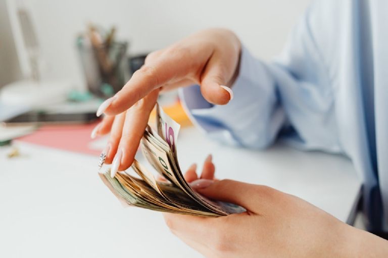 ¿Por qué recomiendan tener más de una cuenta bancaria? Esto dicen los expertos