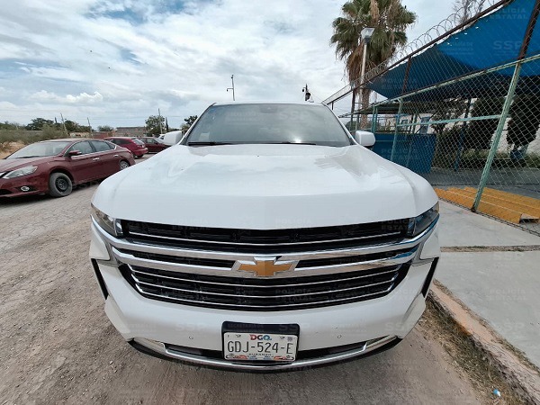 Operativo Dragón recupera lujosa camioneta con reporte de robo