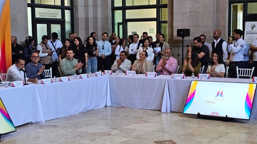 Nancy Vázquez participa en reunión Durango Seguro 2026