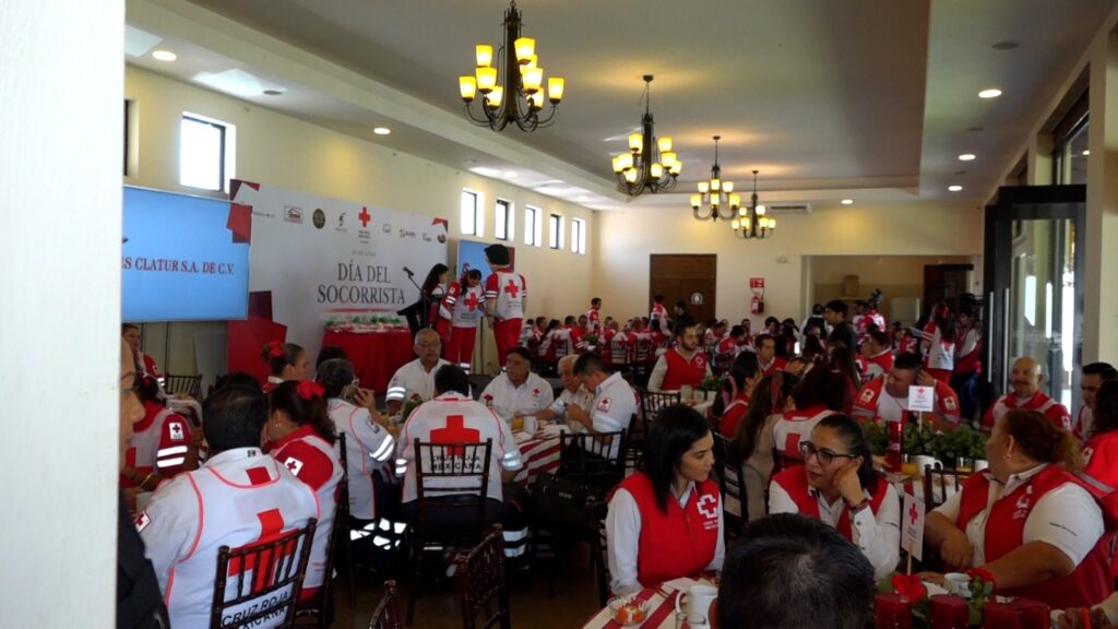 Cruz Roja reconoce la entrega de los socorristas que atienden emergencias las 24 horas