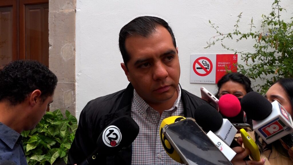 Iniciativa busca frenar acumulación de grasa alcantarillas y mejorar seguridad en puestos