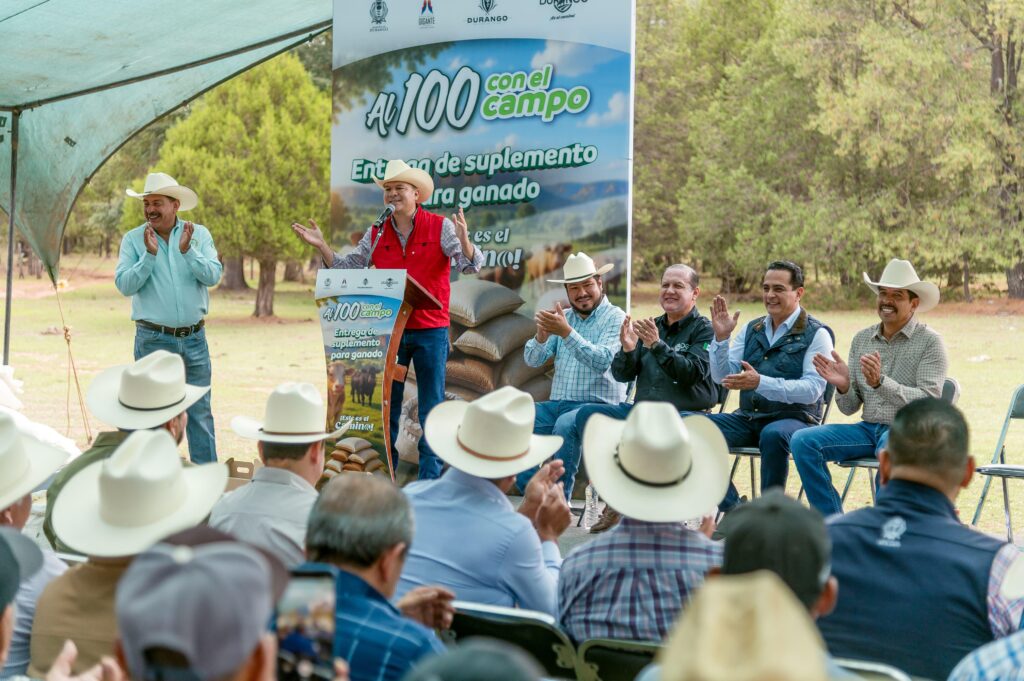 Entregan apoyo alimenticio y sanitario a ganaderos de la sierra