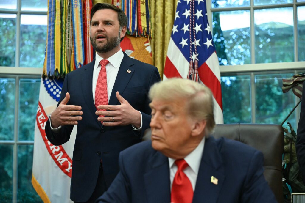 Senado en EE. UU. aprueba presupuesto de 70 mmdd para ofensiva migratoria de Trump