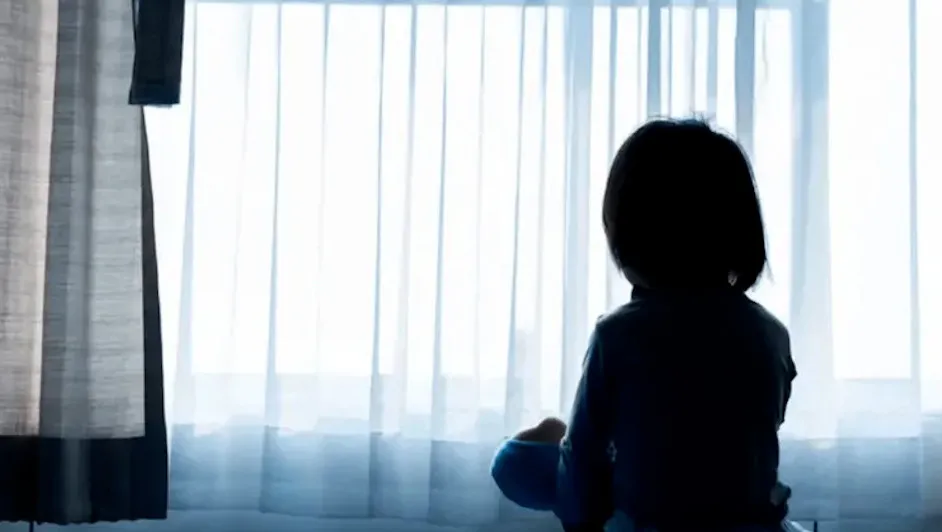 Hombre habría abusad0 de más de 300 niños en Finlandia; los contactaba en Snapchat