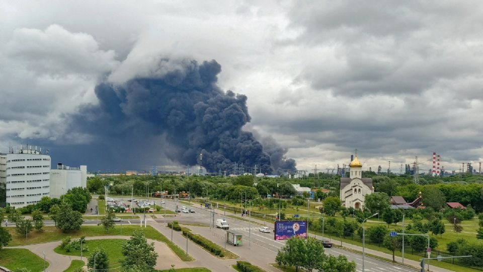 Ataques ucranianos provocan escasez de combustible en Rusia, reconoce Putin