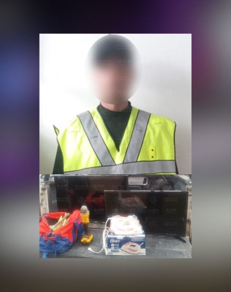 A petición de una abuelita, el operativo detuvo al que la robaba