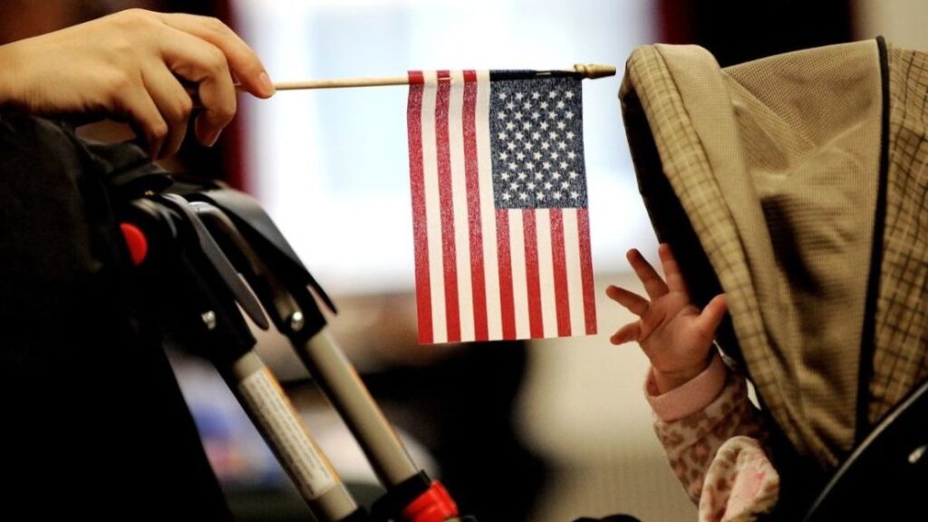 ¿Qué beneficios tiene un hijo nacido en Estados Unidos si sus padres son indocumentados?