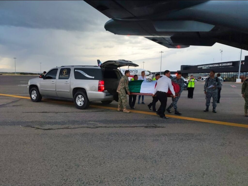 Oficial de la GN caído en servicio en los hechos de La Loma Durango, voló a su natal Sinaloa