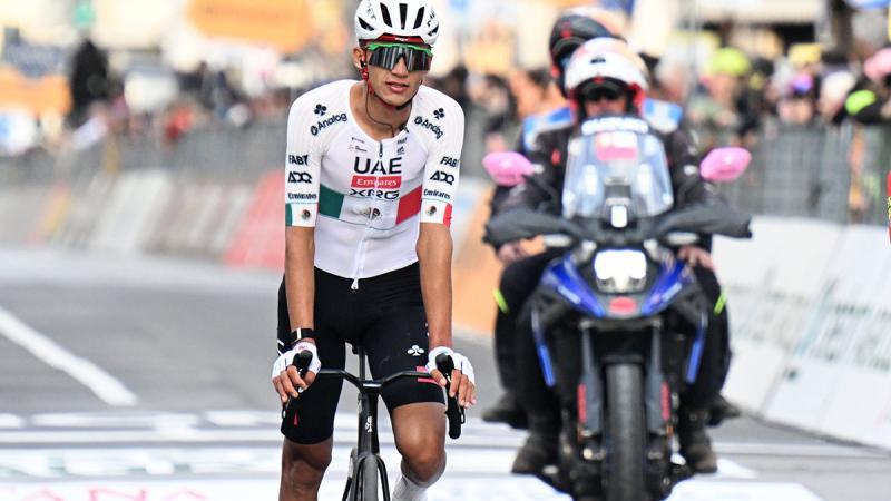 Isaac del Toro gana posiciones y ya es 14 en el Tour Auvergne Rhône-Alpes