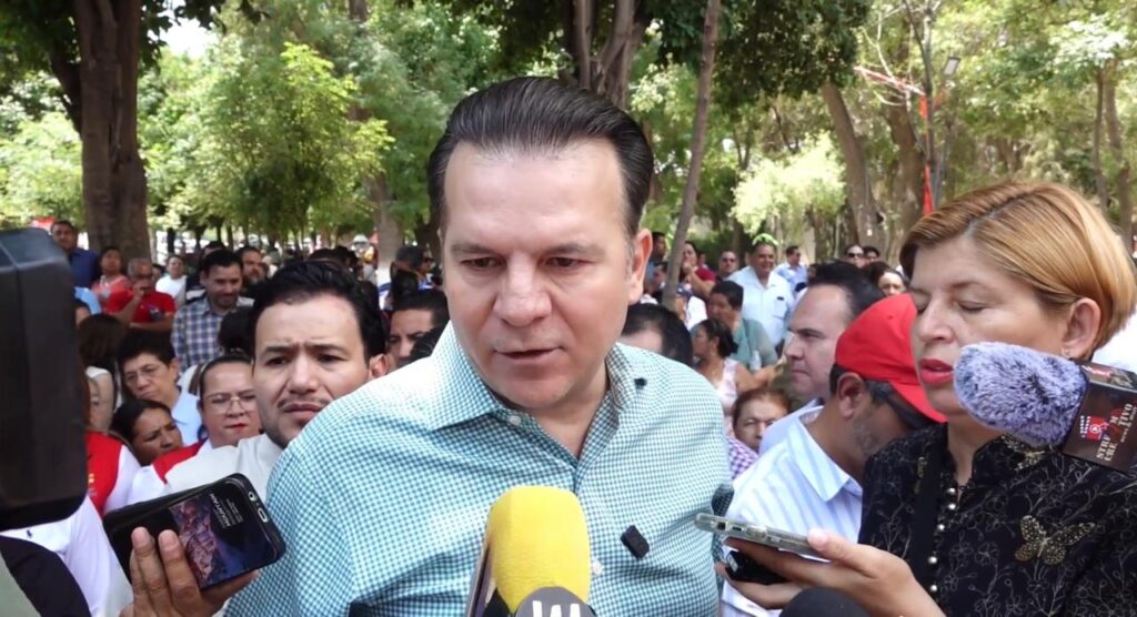 Claudia puede resolver sola los problemas de México: Esteban, sobre carta de AMLO