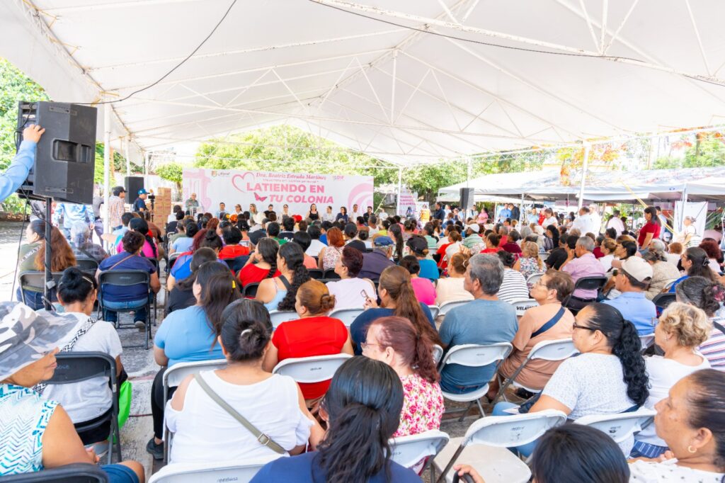 Beatriz Estrada lleva servicios y cercanía a familias de la colonia Morelos