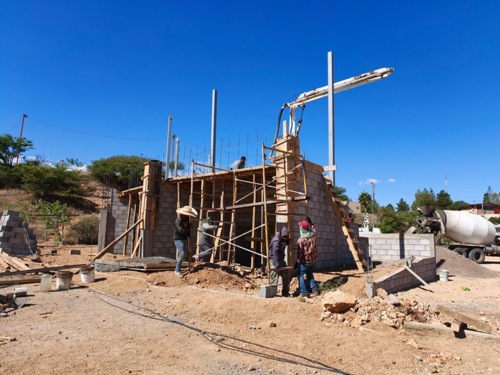 Avanza construcción del campo de béisbol del Instituto Tecnológico de Parral