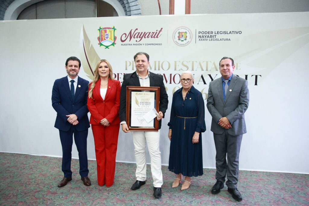 Nayarit reconoce a sus periodistas