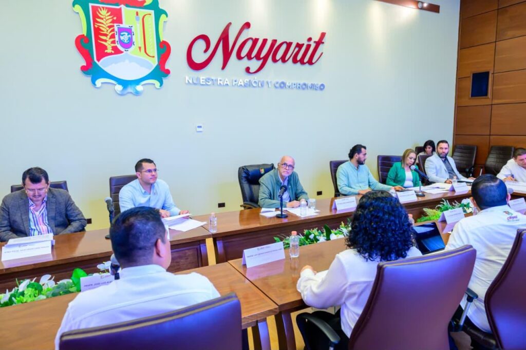 Encabeza Miguel Ángel Navarro reunión estratégica para fortalecer el sistema educativo estatal