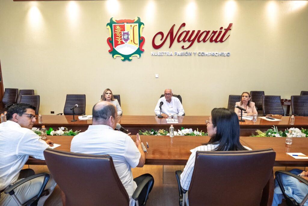 Impulsa Miguel Ángel Navarro una nueva etapa para la educación universitaria