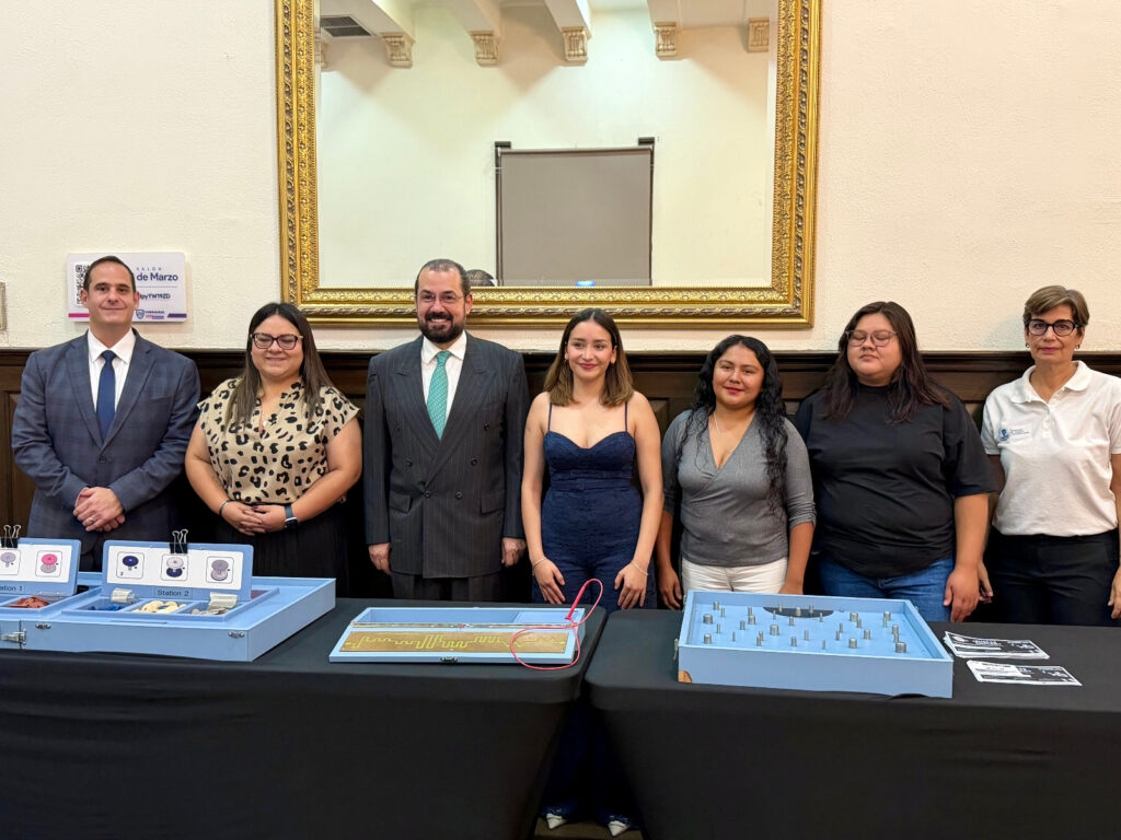 Firman Ichijuv y Secretaría del Trabajo convenio para ampliar oportunidades laborales a las juventudes