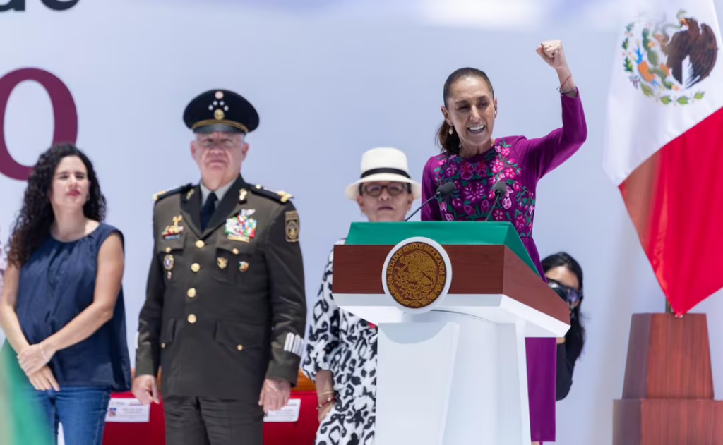Sheinbaum agradece respaldo ciudadano durante informe de rendición de cuentas