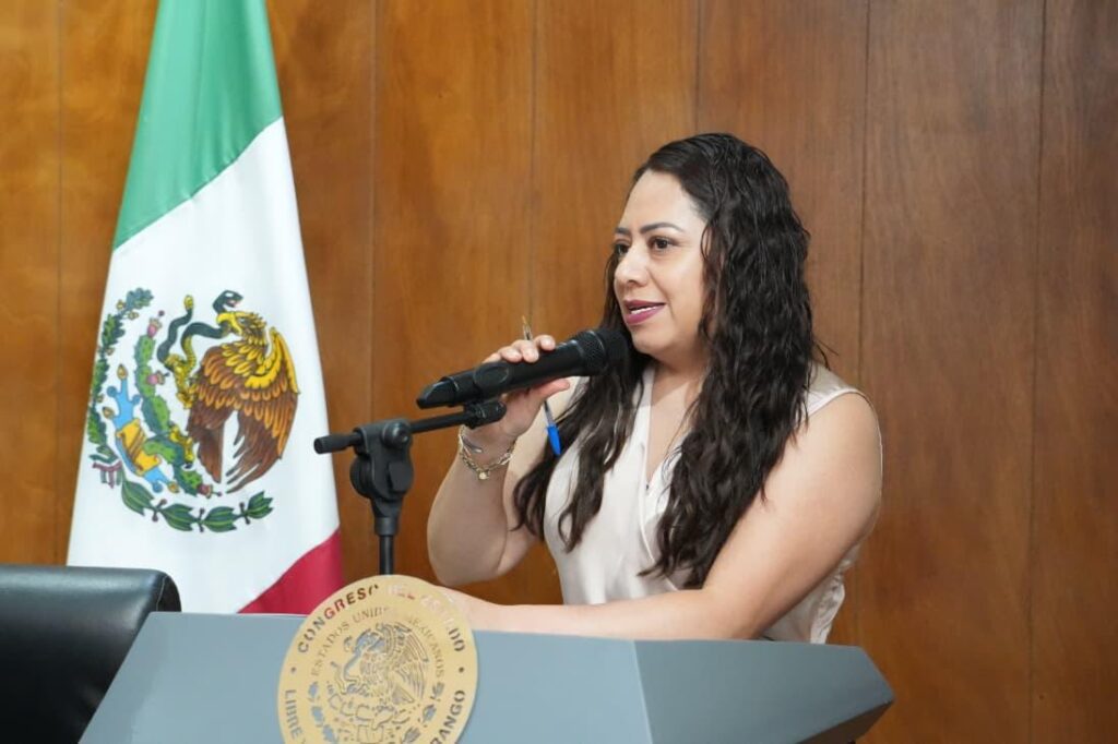 Rutas de la Salud y Cirugías Extramuros cambian la vida de miles de duranguenses: Sughey