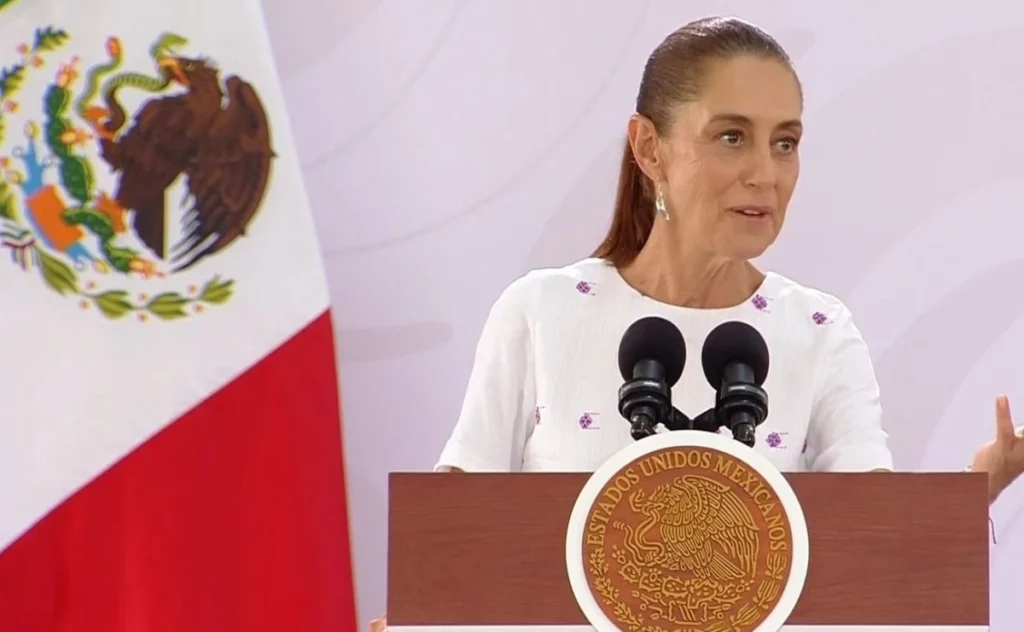 Sheinbaum busca proteger Mahahual y limitar el desarrollo al ecoturismo