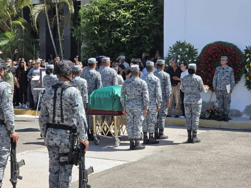 Sentida despedida en Sinaloa a Guardia Nacional que cayó en servicio en Durango