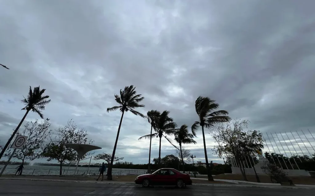 Tormenta tropical Arthur se forma en el Golfo de México; Conagua vigila riesgos