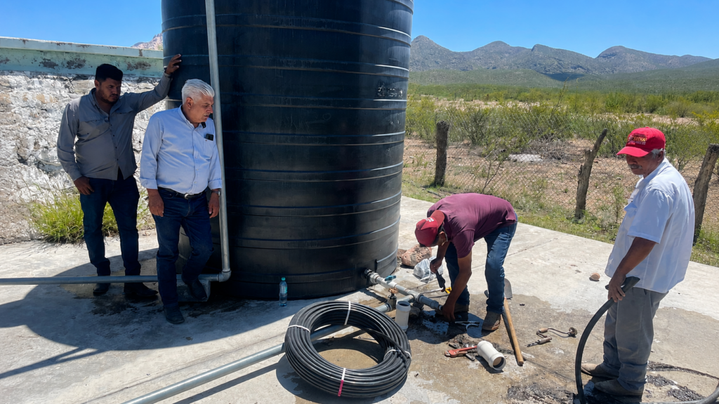 Mejoran red de agua potable en Nuevo Covadonga, Peñón Blanco
