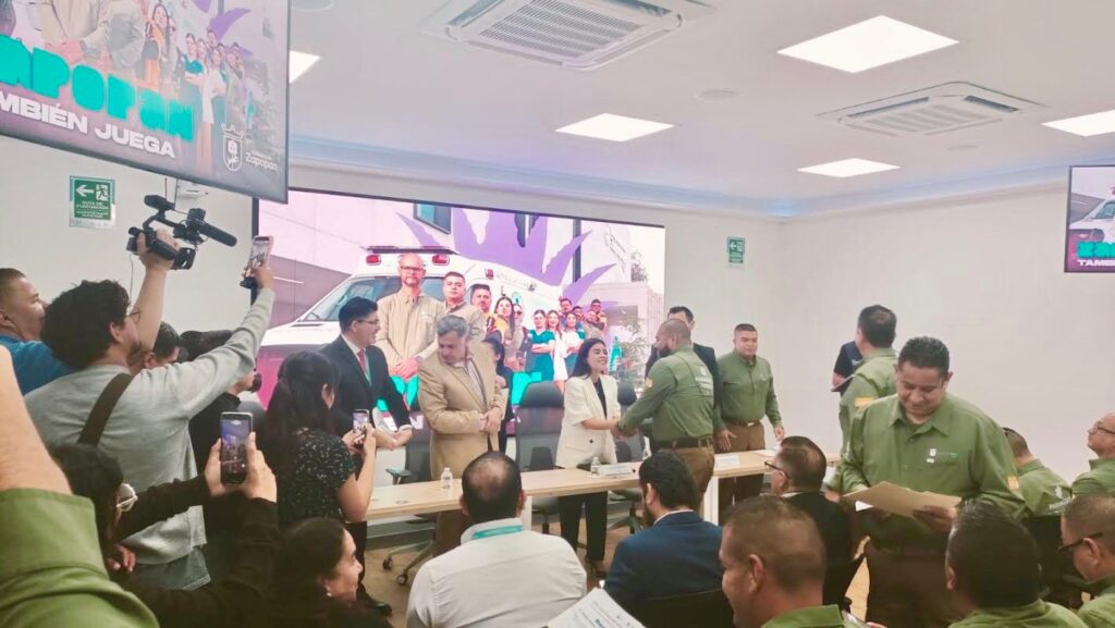 Reconoce Zapopan a paramédicas y paramédicos por su trayectoria y vocación de servicio