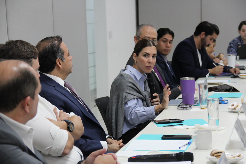 Instalan mesa de mejora regulatoria para agilizar trámites e impulsar la competitividad en Jalisco